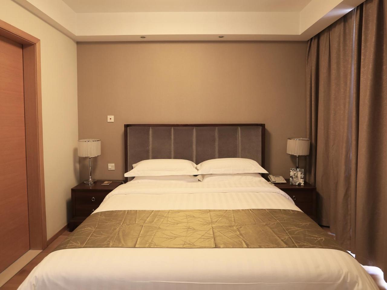 Wuxi Koschenny Graceland Service Residence Exterior foto